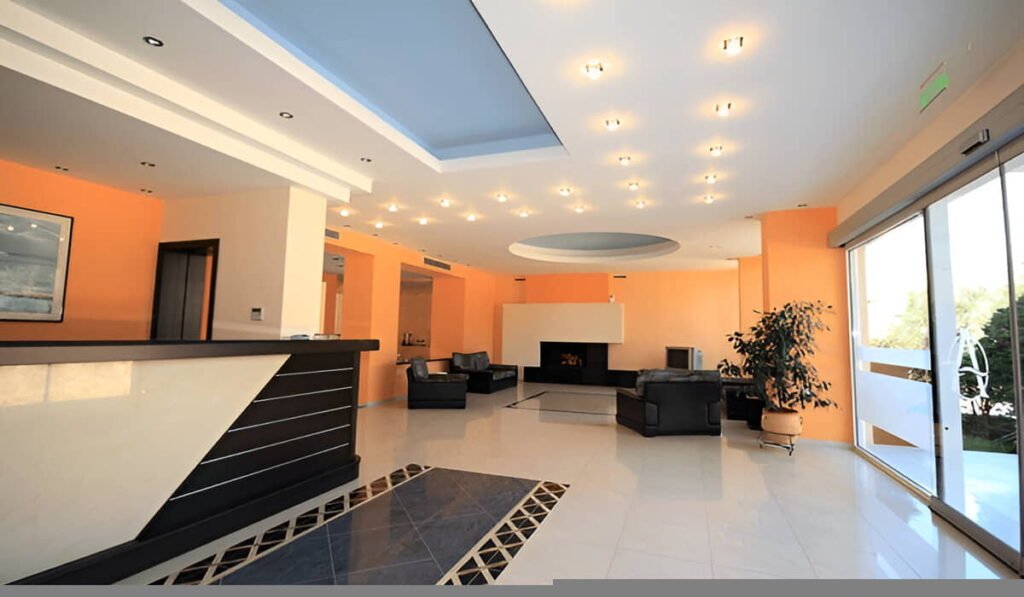 How Dubai’s Sand Affects Marble Floors